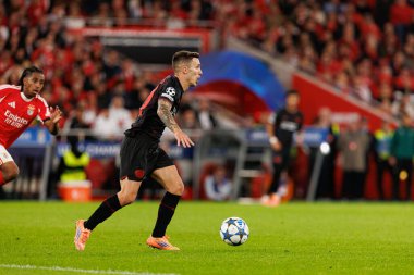 Alejandro Grimaldo SL Benfica ve Bayer 04 Leverkusen (Maciej Rogowski / Ball Raw Images) arasındaki Şampiyonlar Ligi faz maçında görüldü)
