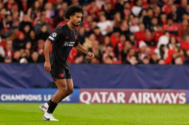 Loic Bade SL Benfica ve Bayer 04 Leverkusen (Maciej Rogowski / Ball Raw Images) arasında Şampiyonlar Ligi faz oyunu sırasında görüldü)