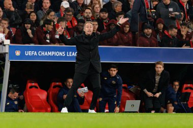Mark Flekken SL Benfica ve Bayer 04 Leverkusen (Maciej Rogowski / Ball Raw Images) arasındaki Şampiyonlar Ligi faz maçında görüldü)