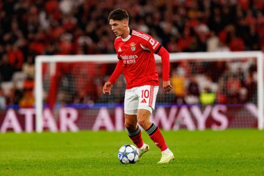 Georgiy Sudakov SL Benfica ve Bayer 04 Leverkusen (Maciej Rogowski / Ball Raw Images) arasındaki Şampiyonlar Ligi faz maçında görüldü)