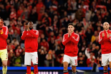  SL Benfica ve Bayer 04 Leverkusen (Maciej Rogowski / Ball Raw Images) arasındaki Şampiyonlar Ligi faz maçında Dodi Lukebakio ve Georgiy Sudakov görüldü)