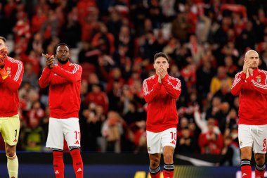  SL Benfica ve Bayer 04 Leverkusen (Maciej Rogowski / Ball Raw Images) arasındaki Şampiyonlar Ligi faz maçında Dodi Lukebakio ve Georgiy Sudakov görüldü)