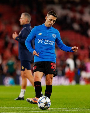 Alejandro Grimaldo SL Benfica ve Bayer 04 Leverkusen (Maciej Rogowski / Ball Raw Images) arasındaki Şampiyonlar Ligi faz maçında görüldü)