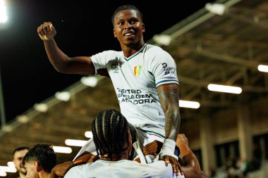 Jovane Cabral ve Sidny Lopes Cabral, Estadio Belediyesi Rio Maior 'daki (Maciej Rogowski / Ball Raw Images) Casa Pia ve CF Estrela Amadora takımları arasındaki Liga Portekiz maçında gol attıktan sonra kutlama yaparken görüldü.)