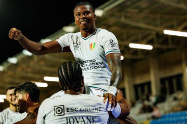 Jovane Cabral ve Sidny Lopes Cabral, Estadio Belediyesi Rio Maior 'daki (Maciej Rogowski / Ball Raw Images) Casa Pia ve CF Estrela Amadora takımları arasındaki Liga Portekiz maçında gol attıktan sonra kutlama yaparken görüldü.)