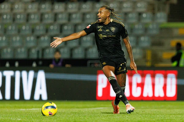 Cassiano, Liga Portekiz maçı sırasında Estadio Belediyesi Rio Maior 'da Casa Pia ve CF Estrela Amadora (Maciej Rogowski / Ball Raw Images) takımları arasında görüldü.)