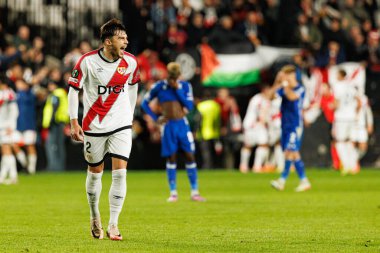 Andrei Ratiu UEFA Konferans Ligi faz oyunu sırasında Rayo Vallecano ve Lech Poznan (Maciej Rogowski / Ball Raw Images) takımları arasında görüldü)