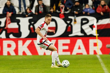 Alexandre Zurawski Alemao, Rayo Vallecano ve Lech Poznan (Maciej Rogowski / Ball Raw Images) takımları arasında oynanan UEFA Konferans Ligi faz maçında görüldü.)