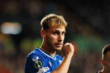 Michal Gurgul UEFA Konferans Ligi faz oyunu sırasında Rayo Vallecano ve Lech Poznan (Maciej Rogowski / Ball Raw Images) takımları arasında görüldü)