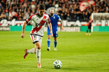 Sergio Camello UEFA Konferans Ligi faz maçında Rayo Vallecano ve Lech Poznan (Maciej Rogowski / Ball Raw Images) takımları arasında görüldü)