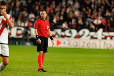 Viktor Kopievskiy UEFA Konferans Ligi faz oyunu sırasında Rayo Vallecano ve Lech Poznan (Maciej Rogowski / Ball Raw Images) takımları arasında görüldü)