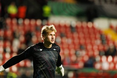 Mateusz Pruchniewski, UEFA Konferans Ligi faz oyunu sırasında Rayo Vallecano ve Lech Poznan (Maciej Rogowski / Ball Raw Images) takımları arasında görüldü.)