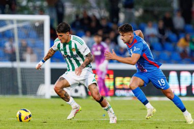 Francisco Petrasso ve Tiago Leite, Liga Portekiz maçında FC Alverca ve Rio Ave FC takımları arasında görüldü (Maciej Rogowski / Ball Raw Images)