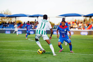 Andre Luiz ve Francisco Chissumba Liga Portekiz maçı sırasında FC Alverca ve Rio Ave FC takımları arasında görüldü (Maciej Rogowski / Ball Raw Images)