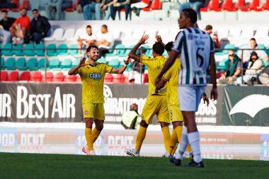 Jose Gomes, Liga Portekiz maçında CF Estrela Amadora ve CD Nacional (Maciej Rogowski / Ball Raw Images) takımları arasında gol üstüne gol atarken görüldü)