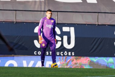 Kaique Pereira, CF Estrela Amadora ve CD Nacional (Maciej Rogowski / Ball Raw Images) takımları arasında Liga Portekiz maçında görüldü.)