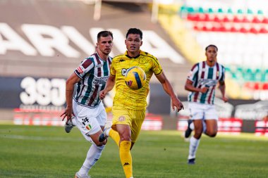 Bernardo Schappo ve Jesus Ramirez Liga Portekiz maçı sırasında CF Estrela Amadora ve CD Nacional (Maciej Rogowski / Ball Raw Images)
