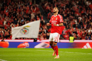 Vangelis Pavlidis, SL Benfica ile Casa Pia AC (Maciej Rogowski / Ball Raw Images) arasında oynanan Liga Portekiz maçında gol attıktan sonra kutlama yaparken görülüyor.)