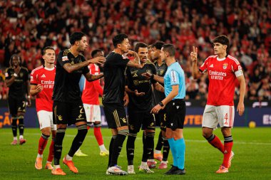 Casa Pia oyuncuları Gustavo Correia ile birlikte Liga Portekiz maçında SL Benfica ve Casa Pia AC (Maciej Rogowski / Ball Raw Images) arasında görüldü.)