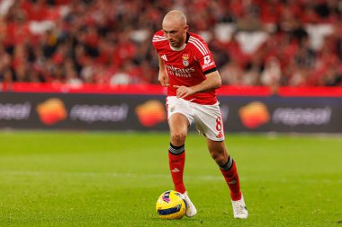 Fredrik Aursnes, Liga Portekiz maçı sırasında SL Benfica ve Casa Pia AC (Maciej Rogowski / Ball Raw Images)