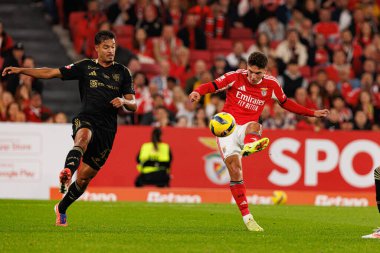 SL Benfica ve Casa Pia AC (Maciej Rogowski / Ball Raw Images) arasında oynanan Liga Portekiz maçında David Sousa ve Georgiy Sudakov görüldü.)