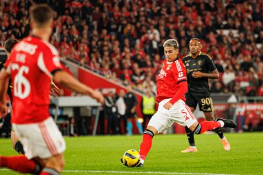 SL Benfica ve Casa Pia AC (Maciej Rogowski / Ball Raw Images) arasında oynanan Liga Portekiz maçında Enzo Barrenechea görüldü)