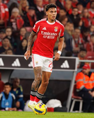 Richard Rios Liga Portekiz maçı sırasında SL Benfica ve Casa Pia AC (Maciej Rogowski / Ball Raw Images) arasında görüldü)