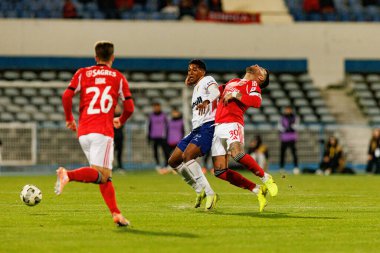 Caio Santana ve Nicolas Otamendi, Taca De Portugal maçında Atletico CP ve SL Benfica (Maciej Rogowski / Ball Raw Images) takımları arasında görüldü.)