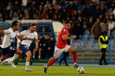 Ricardo Dias, Franjo Ivanoviç ve Joao Fernandes Joaozinho, Atletico CP ve SL Benfica (Maciej Rogowski / Ball Raw Images) takımları arasında oynanan Taca De Portugal maçında görüldü.)