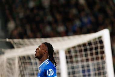 Eduardo Camavinga, Elche CF ve Real Madrid FC takımları arasında oynanan LaLiga EA SPORTS maçı sırasında Estadio Manuel Martinez Valero (Maciej Rogowski / Ball Raw Images)