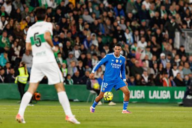 Trent Alexander-Arnold, Elche CF ve Real Madrid FC takımları arasında Estadio Manuel Martinez Valero (Maciej Rogowski / Ball Raw Images) maçında görüldü.)