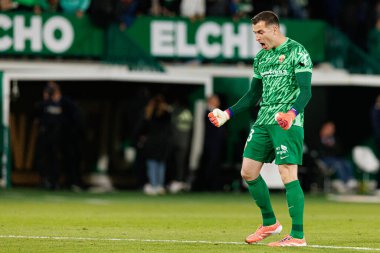 Inaki Pena, Elche CF ve Real Madrid FC takımları arasında oynanan LaLiga EA SPORTS maçında gol attıktan sonra Estadio Manuel Martinez Valero (Maciej Rogowski / Ball Raw Images)