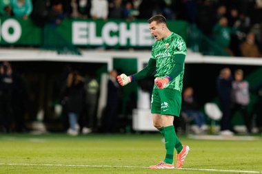 Inaki Pena, Elche CF ve Real Madrid FC takımları arasında oynanan LaLiga EA SPORTS maçında gol attıktan sonra Estadio Manuel Martinez Valero (Maciej Rogowski / Ball Raw Images)