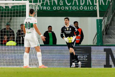 Thibaut Courtois, Elche CF ve Real Madrid FC takımları arasında Estadio Manuel Martinez Valero (Maciej Rogowski / Ball Raw Images) maçında görüldü.)