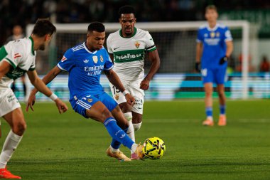 LaLiga EA SPORTS maçı sırasında Estadio Manuel Martinez Valero 'daki Elche CF ve Real Madrid FC takımları arasında Kylian Mbappe görüldü (Maciej Rogowski / Ball Raw Images)