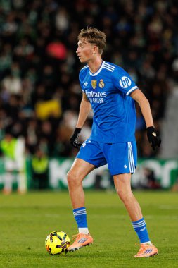 Dean Huijsen, Elche CF ve Real Madrid FC takımları arasında Estadio Manuel Martinez Valero (Maciej Rogowski / Ball Raw Images) maçında görüldü.)