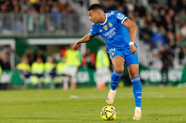 LaLiga EA SPORTS maçı sırasında Estadio Manuel Martinez Valero 'daki Elche CF ve Real Madrid FC takımları arasında Kylian Mbappe görüldü (Maciej Rogowski / Ball Raw Images)