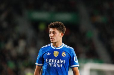 LaLiga EA SPORTS maçı sırasında Elche CF ve Real Madrid FC takımları arasında Estadio Manuel Martinez Valero 'da görüldü (Maciej Rogowski / Ball Raw Images)