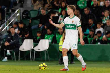 David Affengruber, Estadio Manuel Martinez Valero 'daki Elche CF ve Real Madrid FC takımları arasında LaLiga EA SPORTS maçı sırasında görüldü (Maciej Rogowski / Ball Raw Images)
