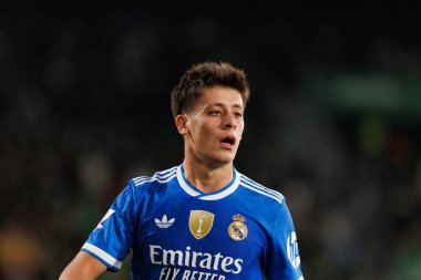 LaLiga EA SPORTS maçı sırasında Elche CF ve Real Madrid FC takımları arasında Estadio Manuel Martinez Valero 'da görüldü (Maciej Rogowski / Ball Raw Images)