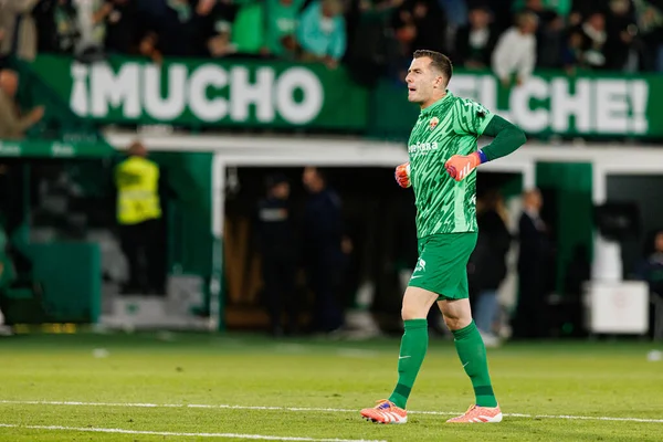 Inaki Pena, Elche CF ve Real Madrid FC takımları arasında oynanan LaLiga EA SPORTS maçında gol attıktan sonra Estadio Manuel Martinez Valero (Maciej Rogowski / Ball Raw Images)