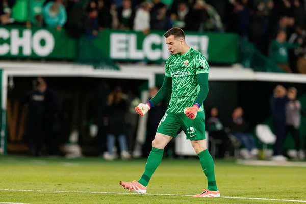 Inaki Pena, Elche CF ve Real Madrid FC takımları arasında oynanan LaLiga EA SPORTS maçında gol attıktan sonra Estadio Manuel Martinez Valero (Maciej Rogowski / Ball Raw Images)