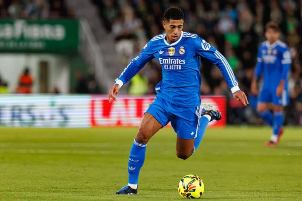 Jude Bellingham, Elche CF ve Real Madrid FC takımları arasında Estadio Manuel Martinez Valero (Maciej Rogowski / Ball Raw Images) maçında görüldü.)