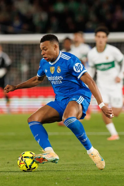  LaLiga EA SPORTS maçı sırasında Estadio Manuel Martinez Valero 'daki Elche CF ve Real Madrid FC takımları arasında Kylian Mbappe görüldü (Maciej Rogowski / Ball Raw Images)