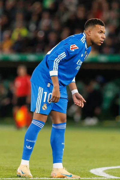  LaLiga EA SPORTS maçı sırasında Estadio Manuel Martinez Valero 'daki Elche CF ve Real Madrid FC takımları arasında Kylian Mbappe görüldü (Maciej Rogowski / Ball Raw Images)