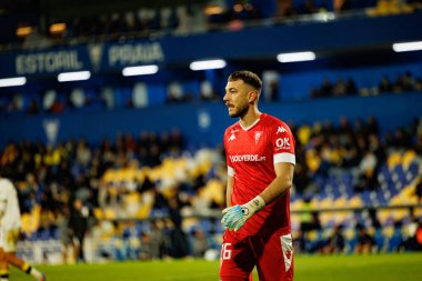 Martin Turk, Taca De Portugal maçı sırasında Estoril Praia ve FC Famalicao takımları arasında Estadio Antonio Coimbra da Mota 'da görüldü (Maciej Rogowski / Ball Raw Images)