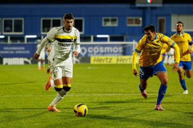 Gil Dias ve Tiago Leite, Taca De Portugal maçında GD Estoril Praia ve FC Famalicao takımları arasında Estadio Antonio Coimbra da Mota 'da (Maciej Rogowski / Ball Raw Images)