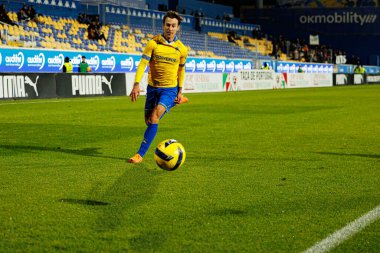 Ricard Sanchez, Taca De Portugal maçında Estoril Praia ve FC Famalicao takımları arasında Estadio Antonio Coimbra da Mota 'da görüldü (Maciej Rogowski / Ball Raw Images)