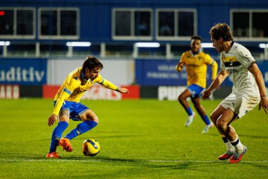 Ricard Sanchez, Taca De Portugal maçında Estoril Praia ve FC Famalicao takımları arasında Estadio Antonio Coimbra da Mota 'da görüldü (Maciej Rogowski / Ball Raw Images)