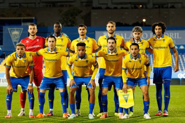 Estoril takımı Taca De Portugal maçında Estoril Praia ve FC Famalicao takımları arasında Estadio Antonio Coimbra da Mota (Maciej Rogowski / Ball Raw Images)